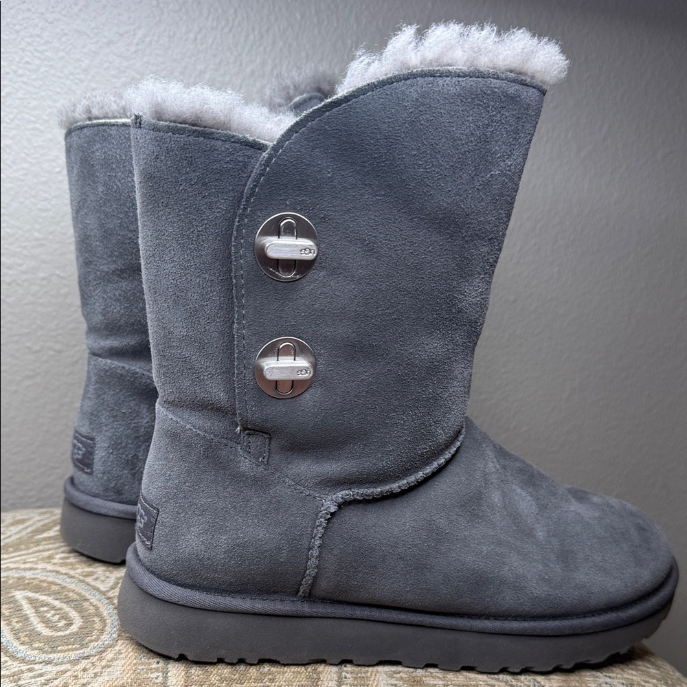 UGG Charcoal Suede Winter Boots with Shearling Women’s Size 10